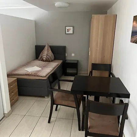 Apartment 3*