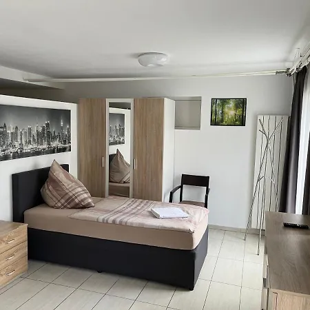 Apartment Pensionat Schifferstadt